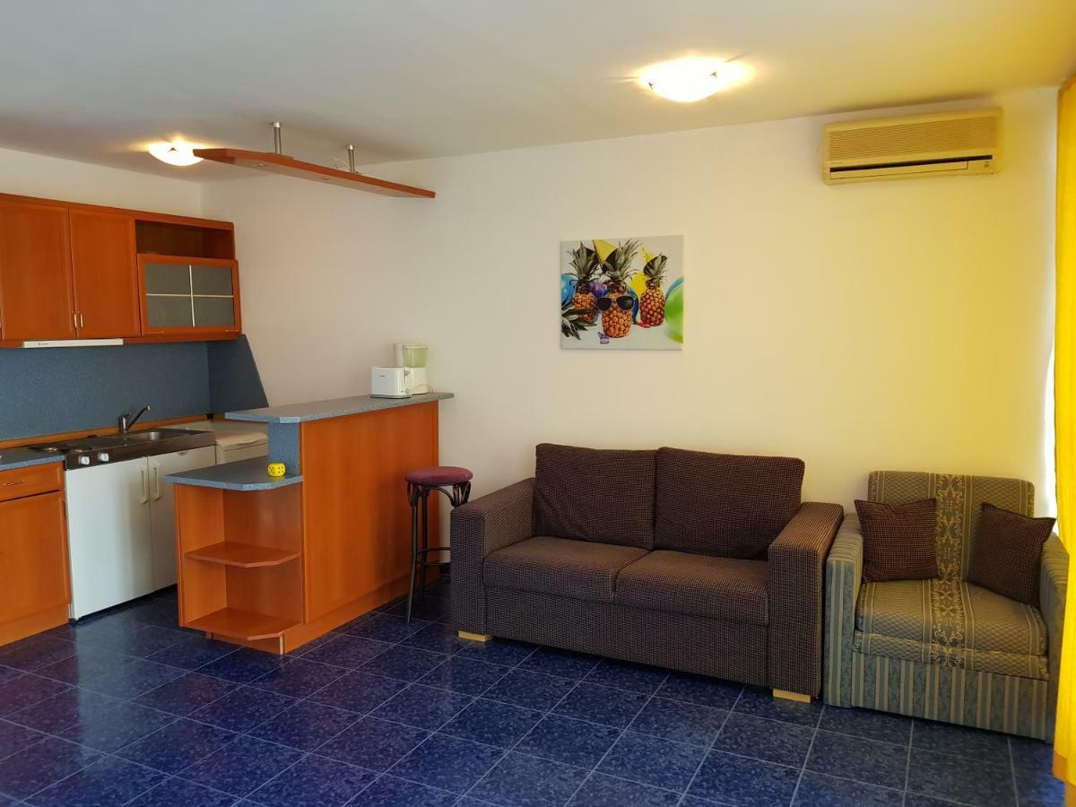 Riviera Complex 6 Hotell Sveti Vlas Eksteriør bilde